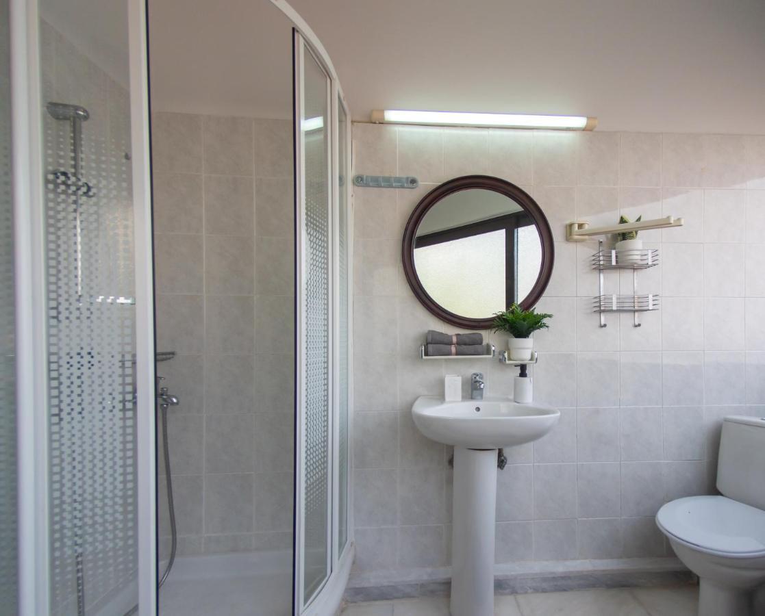Villa Zoe Seaside Unique Villa Voula Athena Bagian luar foto